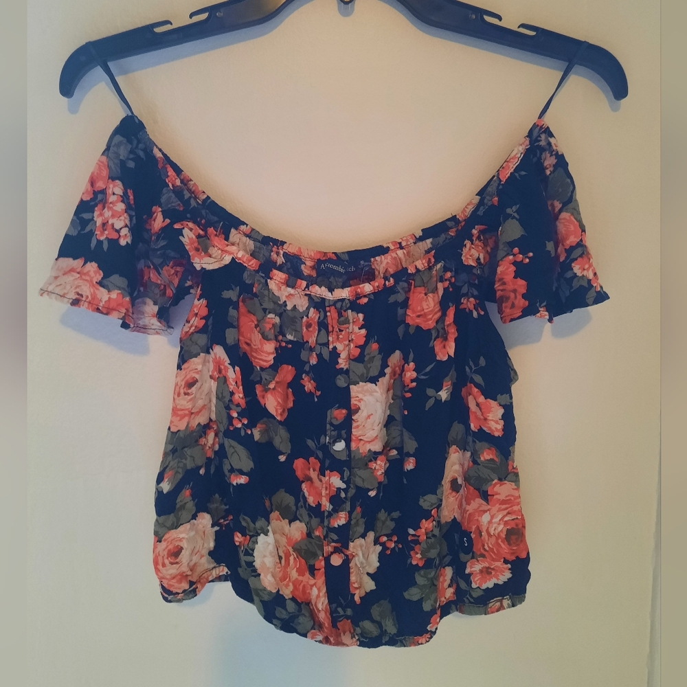Abercrombie & Fitch Floral Crop Top